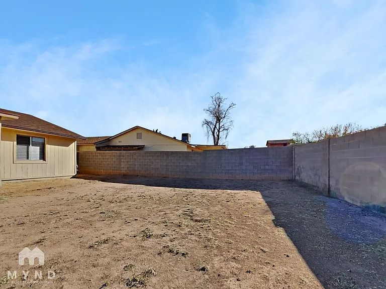 4045 E Nancy Ln — Photo 19