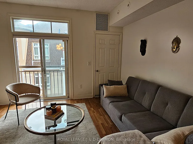 38 Gibson Ave #9 — Photo 4
