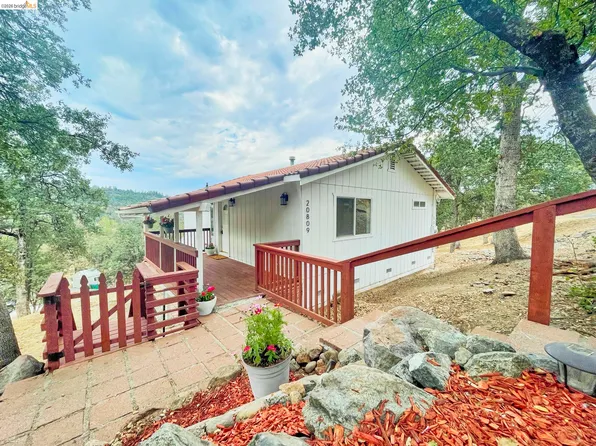 20809 Caylor Dr, Soulsbyville, CA 95372