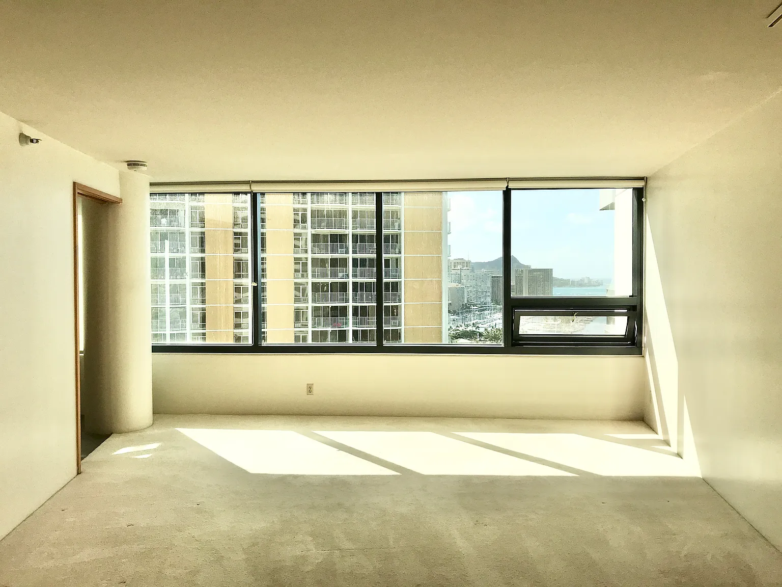 1 bed, 940 sqft, $3,500 — Photo 2