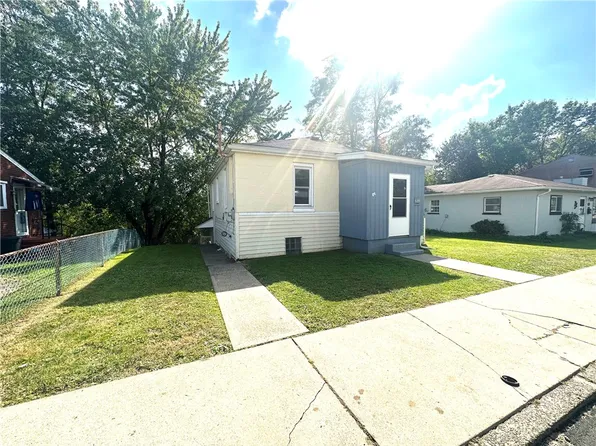 1066 Cleveland Ave, Brackenridge, PA 15014