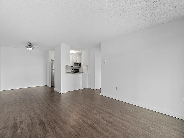 1310 14th Ave SW — Photo 50