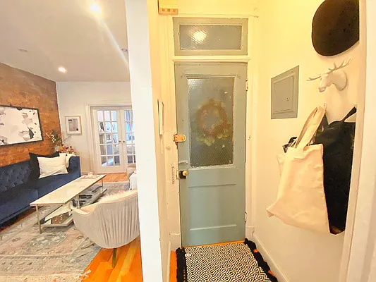 Rented by Douglas Elliman | media 41
