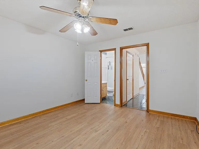 2510 Golden Park Ln — Photo 20