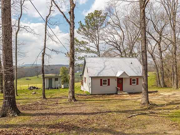 2nd image of 195 Wise Acres Rd