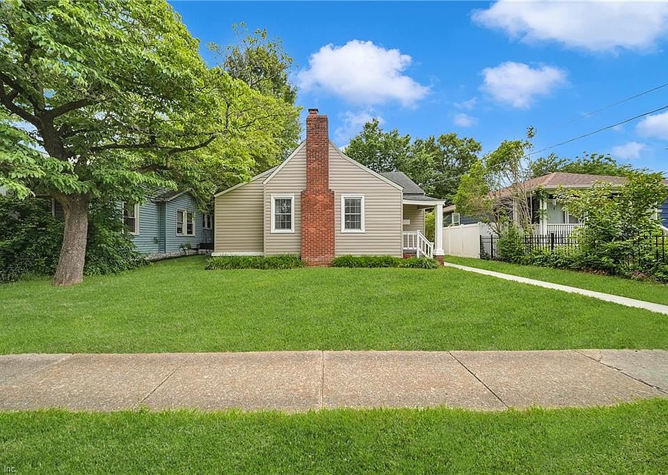 1st image of 127 Forrest Ave