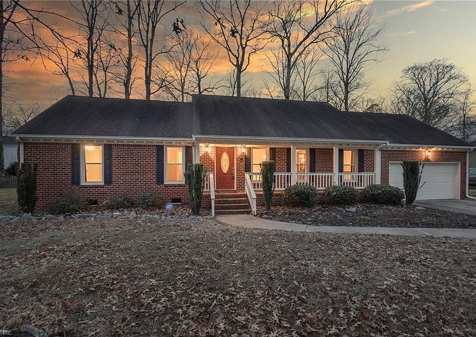 1st image of 4406 Foxwood Pl