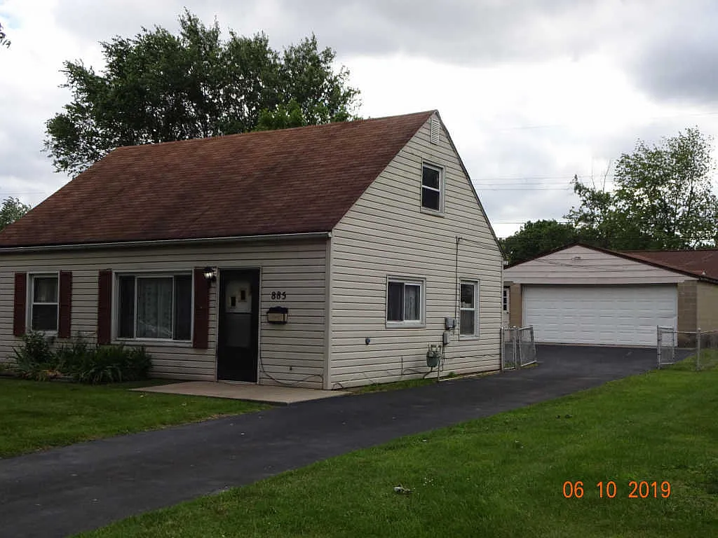 885 Duke Rd photo 1