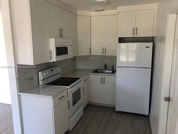 2nd image of 4280 NE 16th Ave #0