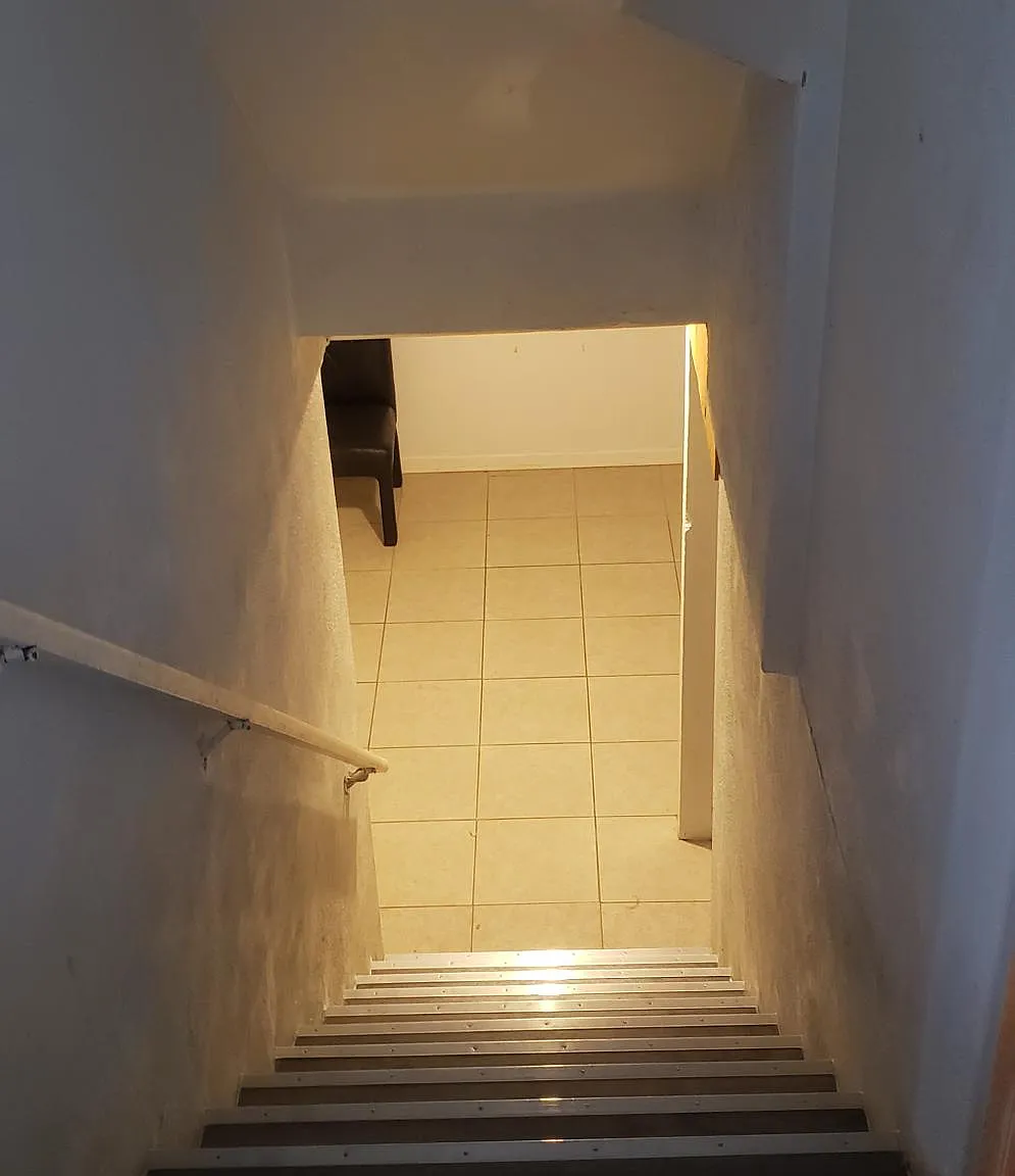 3 bed, 1.5 bath, 1251 sqft, $2,200 — Photo 4