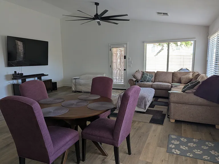 4630 E Torrey Pines Ln — Photo 5