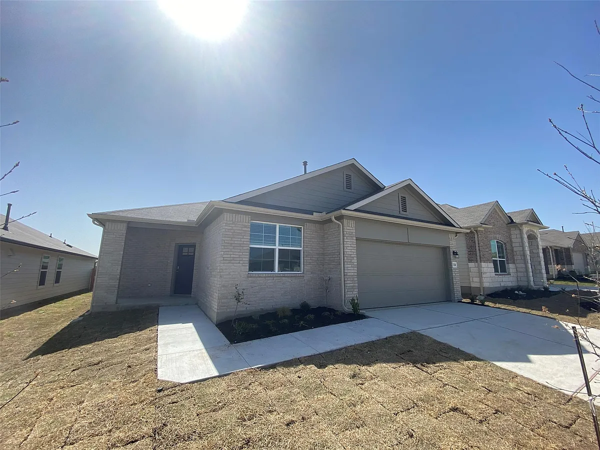 Building Photo - 230 Cherry Laurel Ln