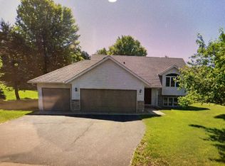 2301 Pepper Ridge Ln, Northfield, MN 55057