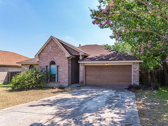 2nd image of 5014 Lakebend East Dr