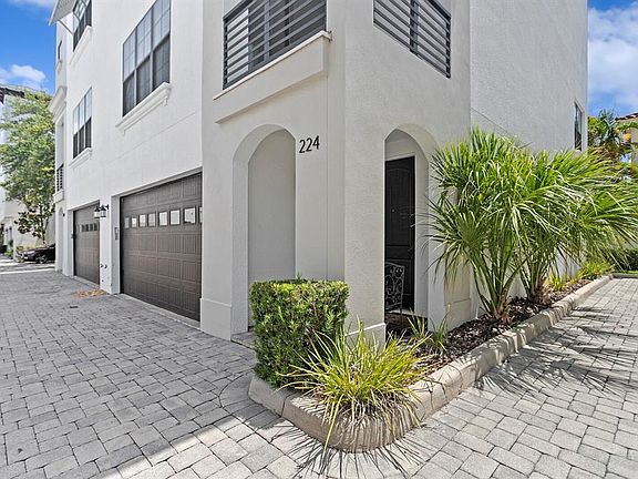 2nd image of 224 S AUDUBON AVENUE