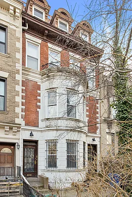 Rented by Corcoran | media 25