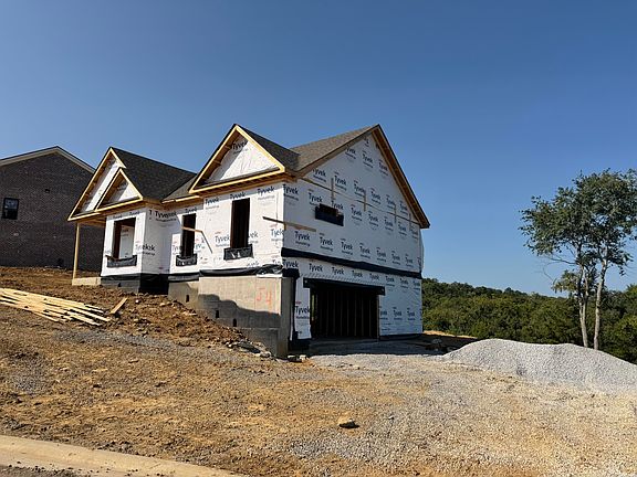 2nd image of 317 Circle Point Dr