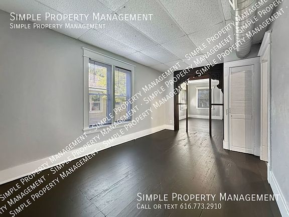 5th image of 628 McReynolds Ave NW