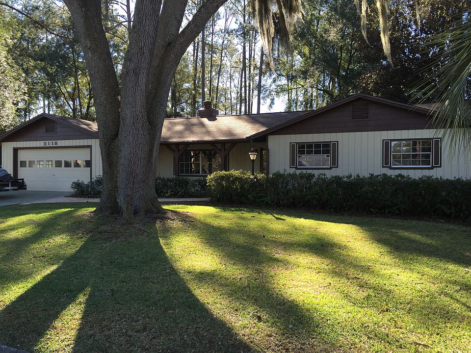 1st image of 2118 NE 6th Pl