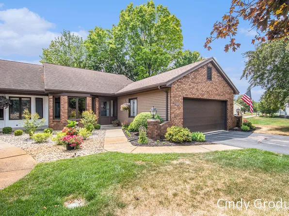 3292 Johnson Ct SW, Grandville, MI 49418