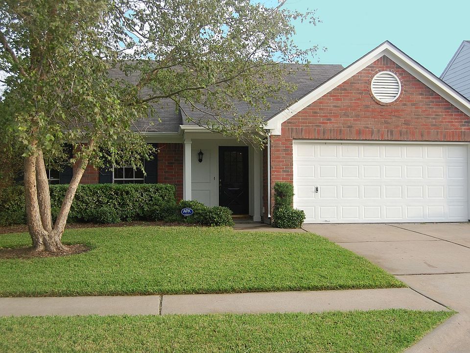 1st image of 20402 Apache Lake Dr
