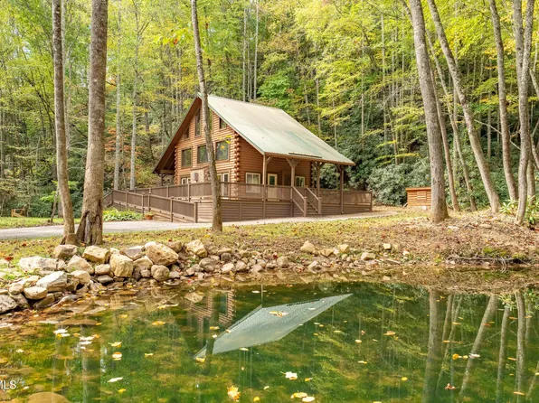 268 Moreland Dr #A, Butler, TN 37640