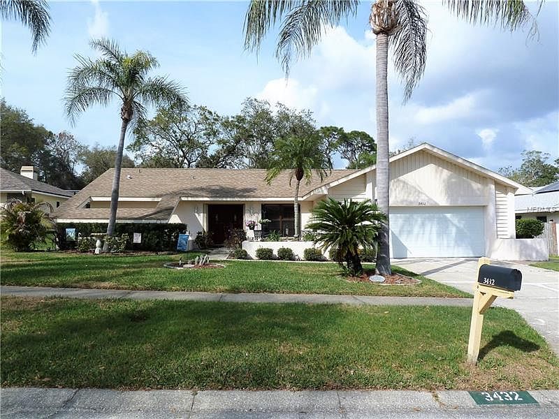 1st image of 3432 Hyde Park Dr