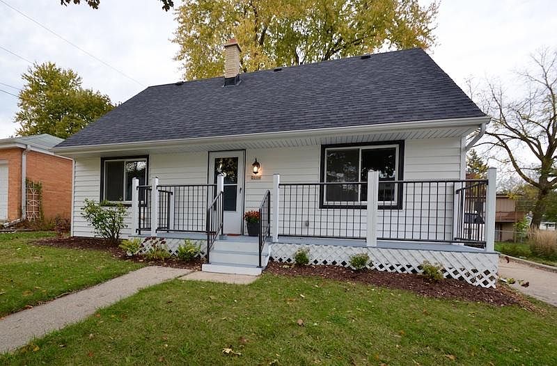 1st image of 2004 Oaklawn Ave