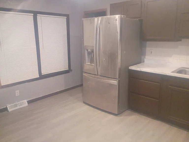 636 Orville Ave — Photo 14