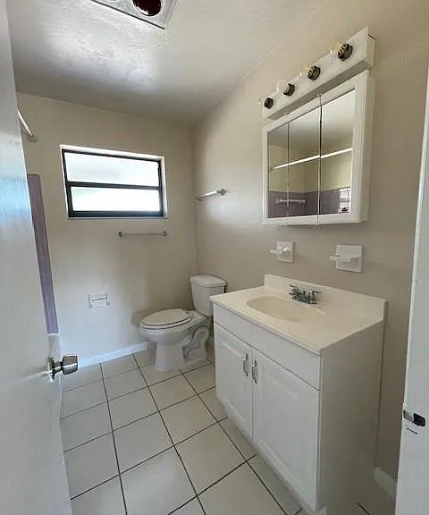 1711 S Cypress Rd — Photo 6
