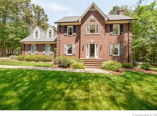 5026 Century Dr, Kannapolis, NC 28081