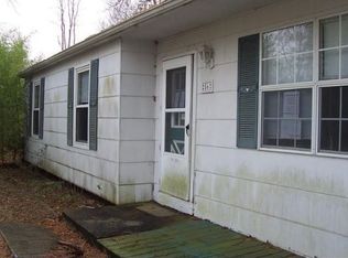 56 Poplar St, Erial, NJ 08081