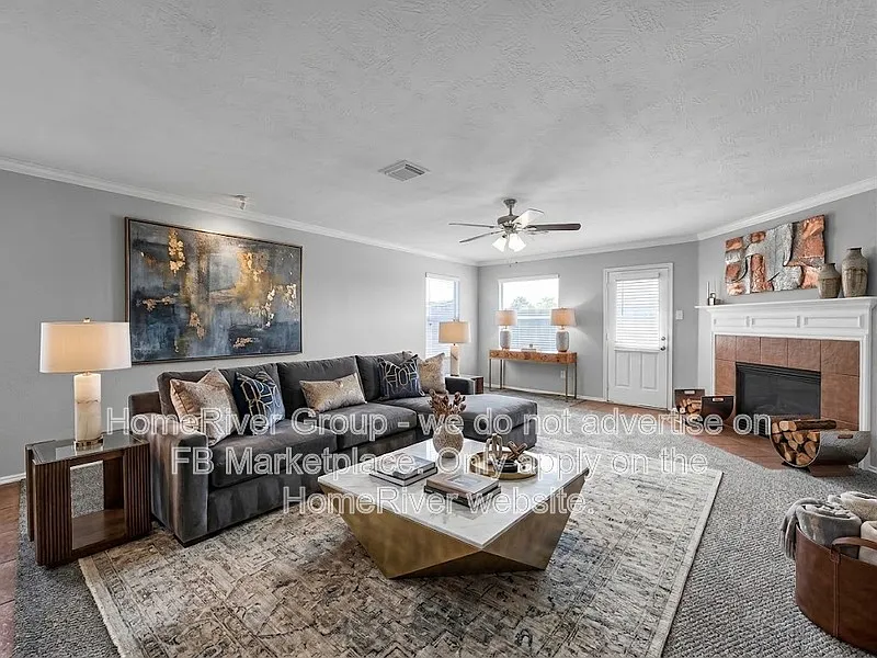 426 Canton Bluff Ln