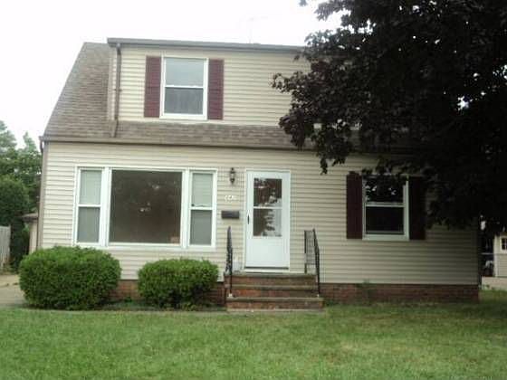 1st image of 442 Terrace Dr