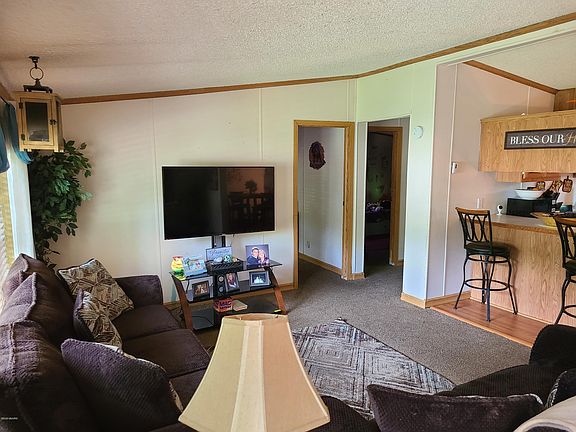4th image of 3420 Stewart Dr