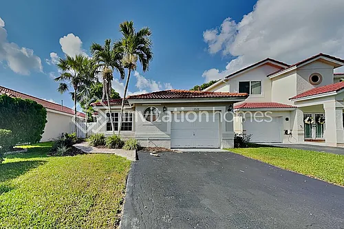 13528 NW 5th Ct Photo 1