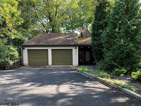 2nd image of 555 Orlando Ave