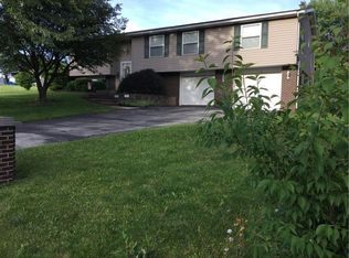 313 Patton Ln, New Derry, PA 15671