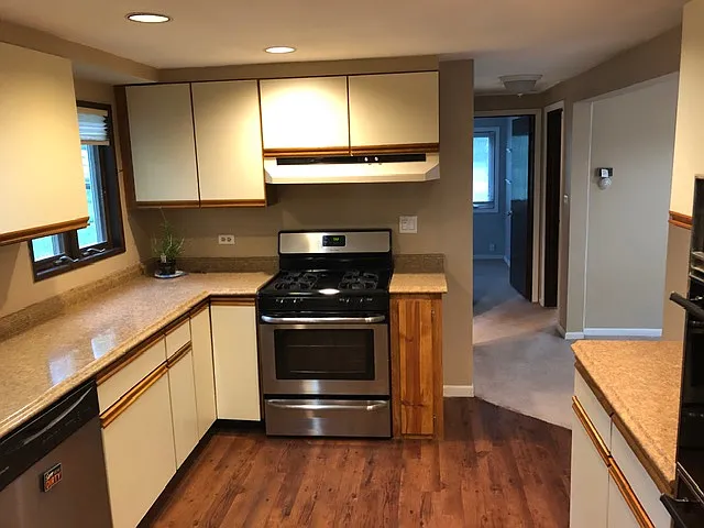 101 S Williams St — Photo 9