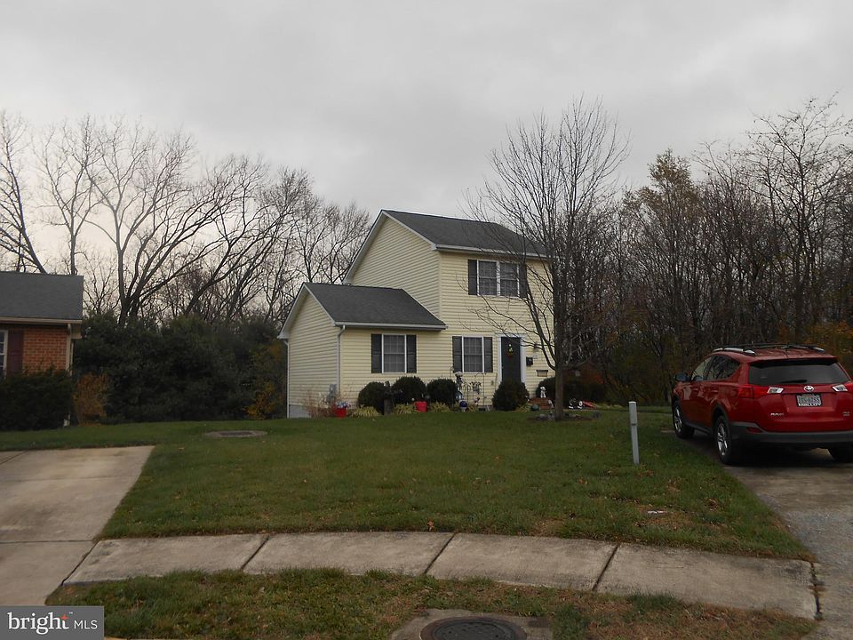 2nd image of 408 Walnut St