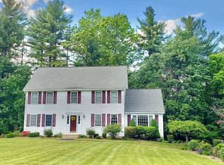 34 Caldwell Dr, Westford, MA 01886