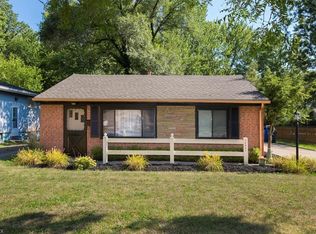 26063 Myrtle Ave, Olmsted Falls, OH 44138