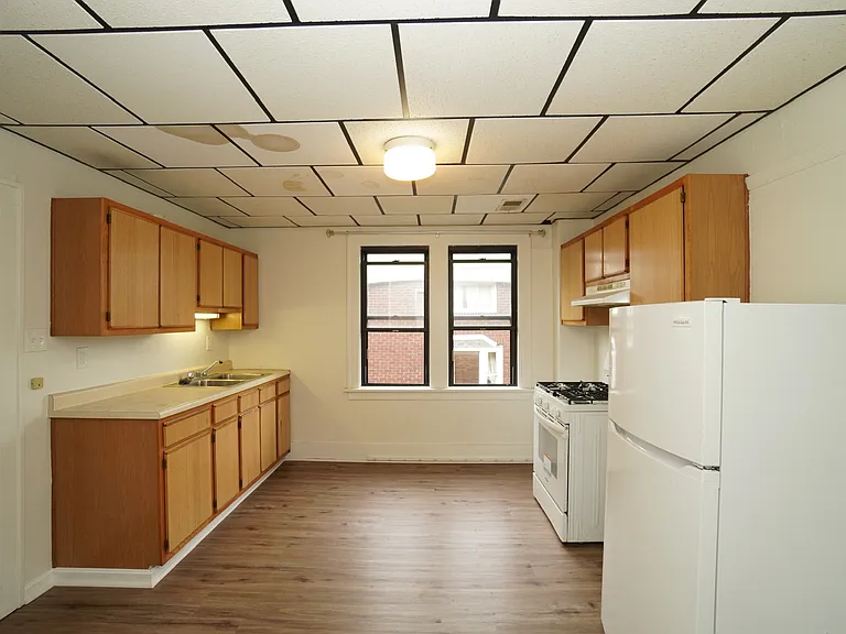 1415 Duss Ave #3 — Photo 8