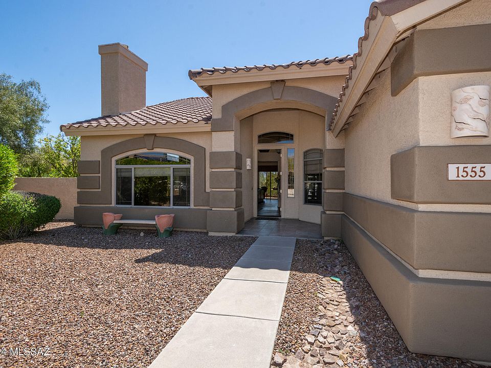 1st image of 1555 W Periwinkle Pl