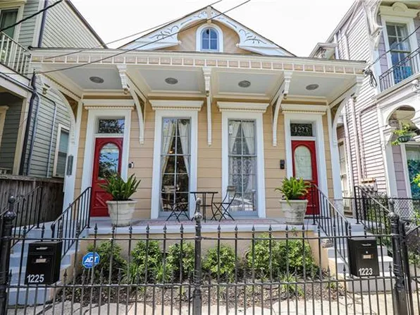 1225 Coliseum St, New Orleans, LA 70130