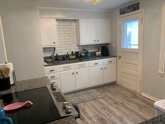 3rd image of 100 Ardmore Dr