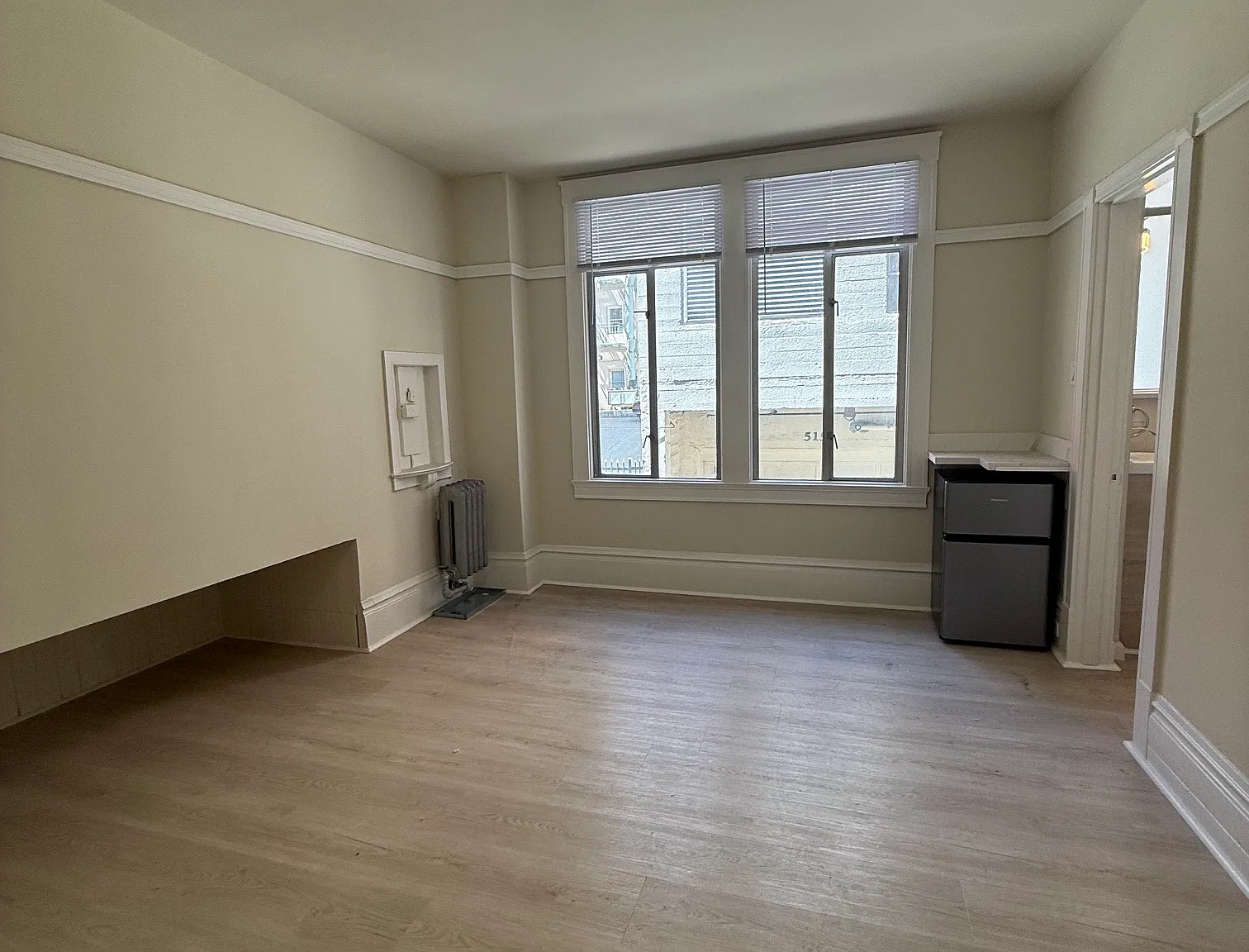 422 Ellis St — Photo 2