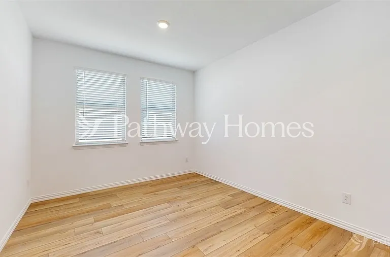 929 Rusty Spur Ln — Photo 8