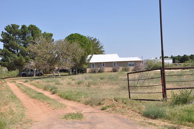 1st image of 601 E County Road 150