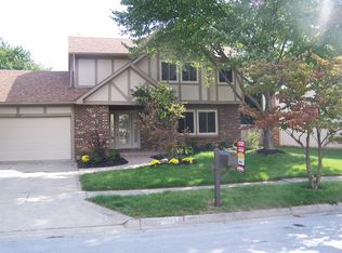 7660 Silver Fox Dr, Columbus, OH 43235
